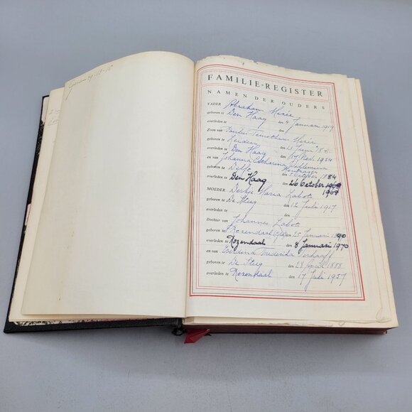 1938 Bijbel Dutch Bible Hardcover Black Leather With Family Photos and Tree - Picture 11 of 16